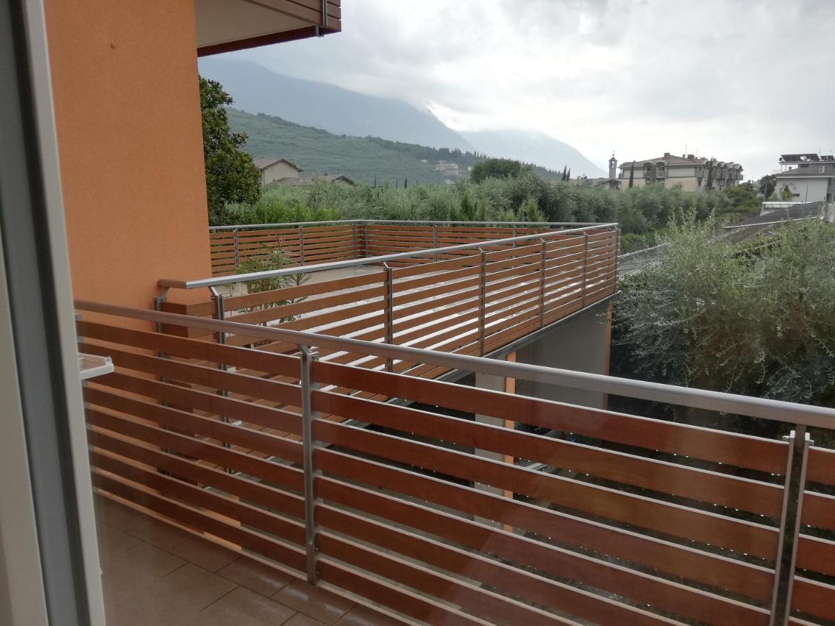 Appartamento La Terrazza Рива дел Гарда Екстериор снимка